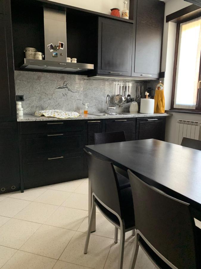 Near Como, Charming Apartment With Fireplace Grandate Kültér fotó